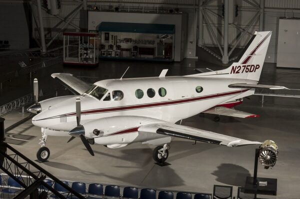 65-90: O Nascimento da Dinastia King Air
